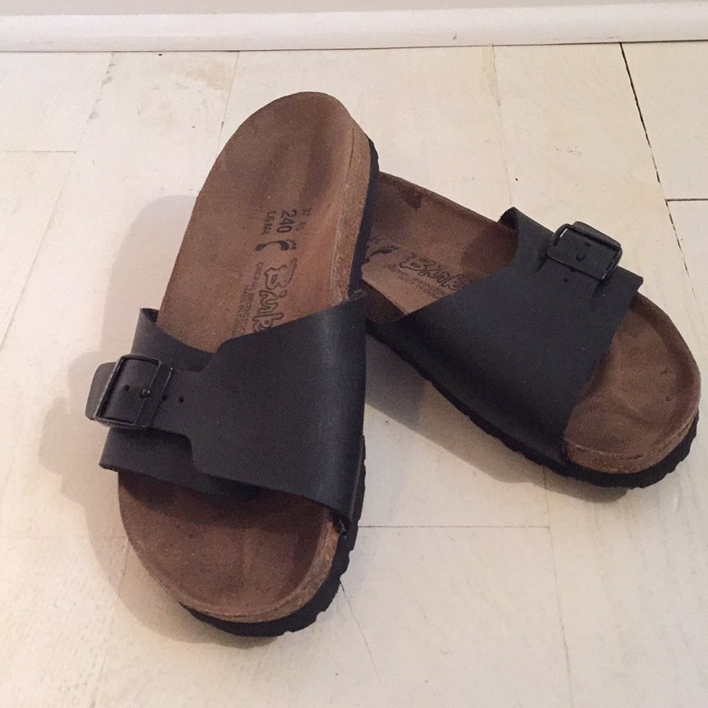 Black Birki’s slip one